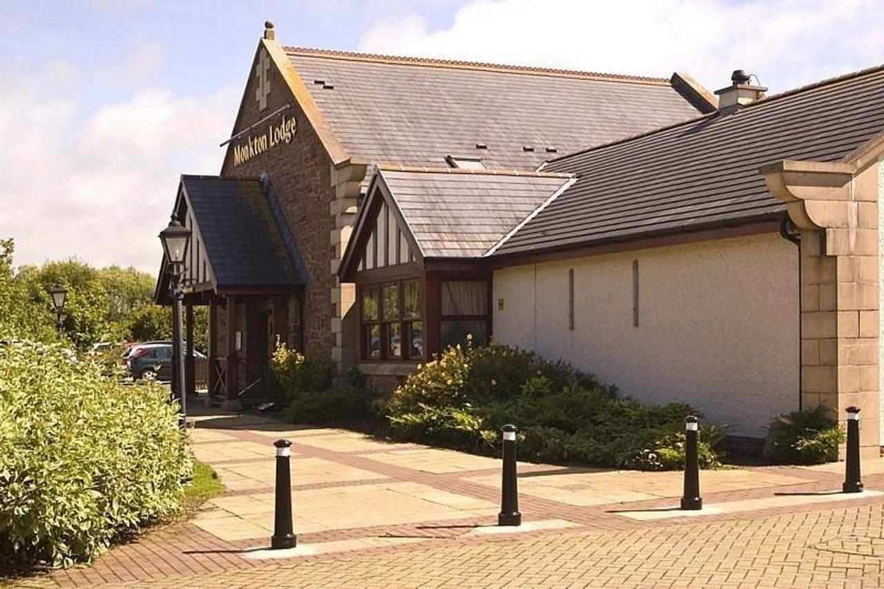 Premier Ayr/prestwick Airport Ayr